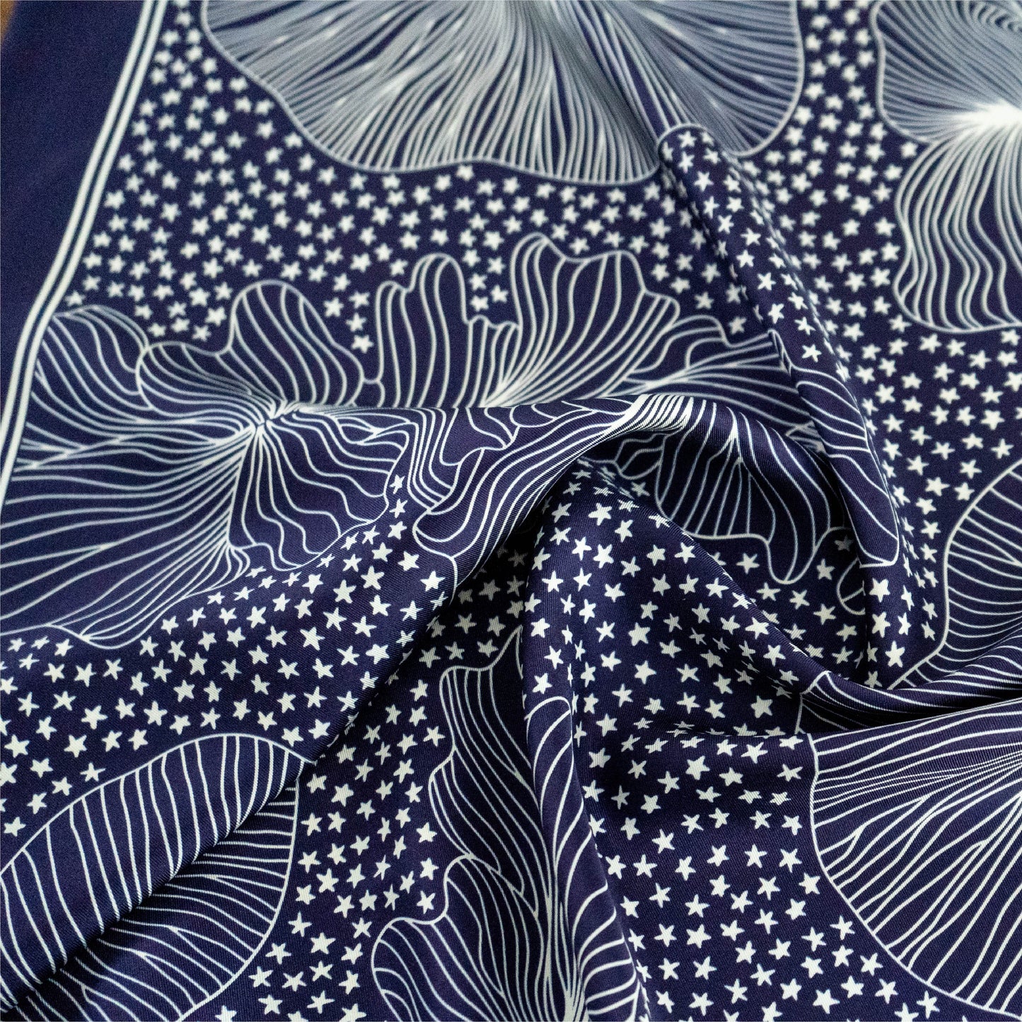 Astral Scarf | 70 x 70 cm