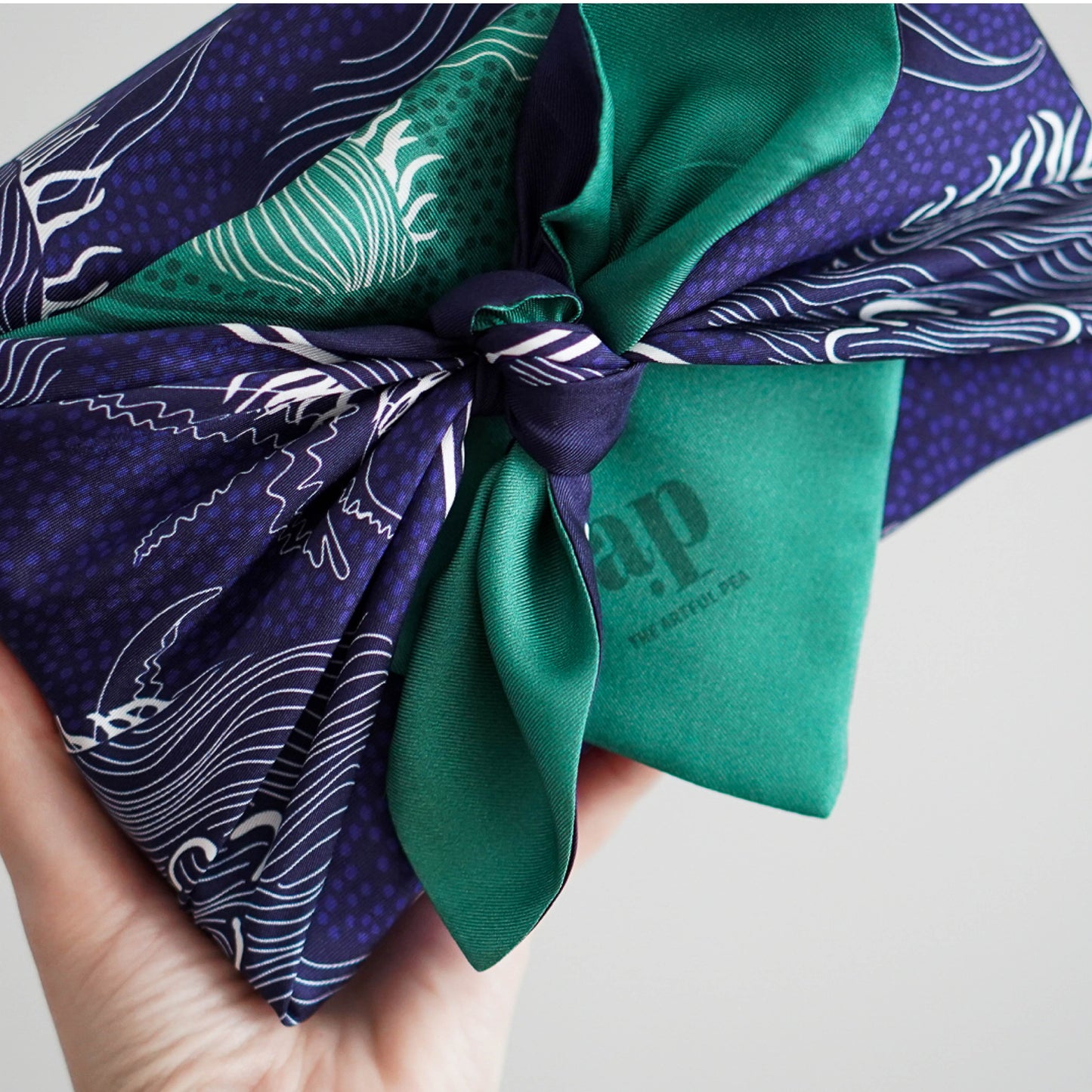 Aurelia Scarf | 50 x 50cm