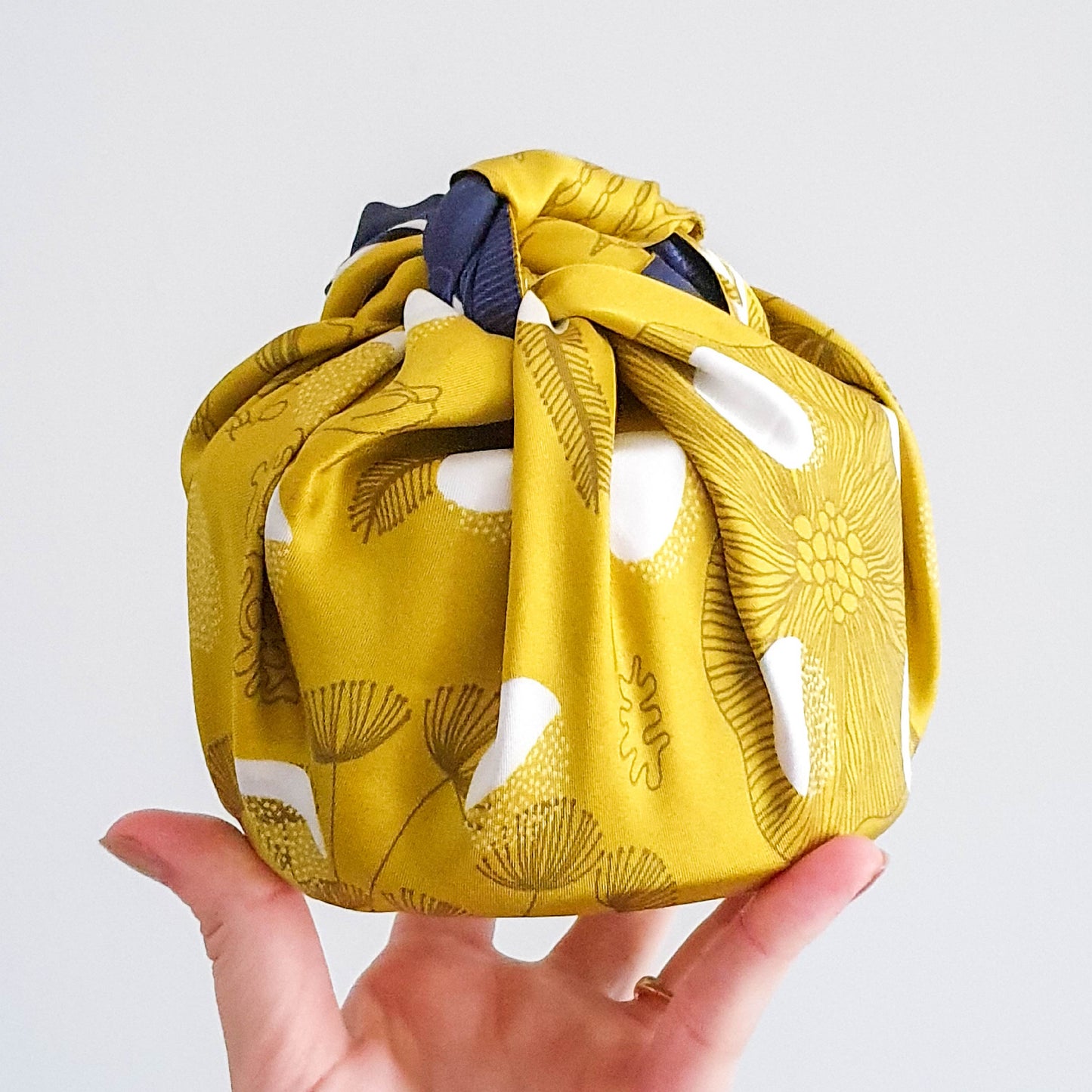 Tidal Scarf | 50 x 50 cm